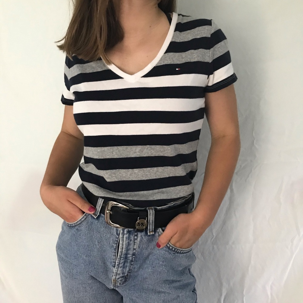 TOMMY HILFIGER fitted tee
